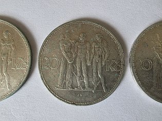 11