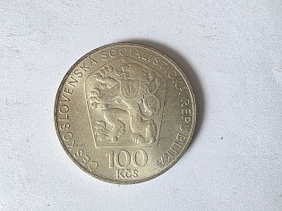 153