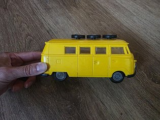 136