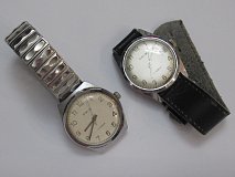 Dvoje hodinky PRIM - CS360